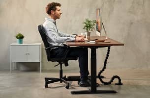 Richtiges Sitzen am Computer: Ratgeber gesundes Sitzen